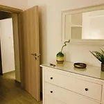 Thalassa Sea View Apartment *