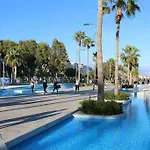 Thalassa Sea View Apartment *