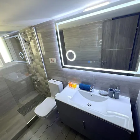 Thalassa Sea View *