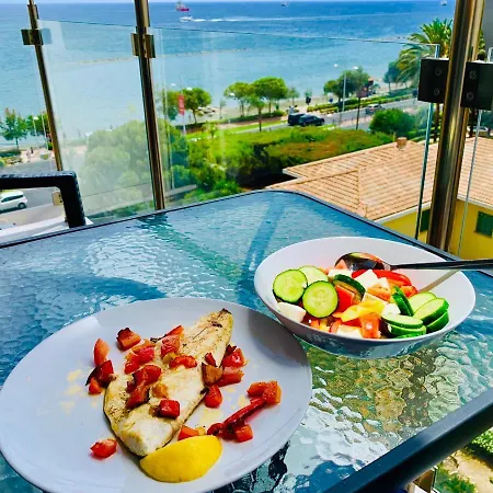 Thalassa Sea View Apartment *