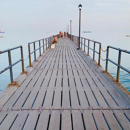 Апартаменты Thalassa Sea View
